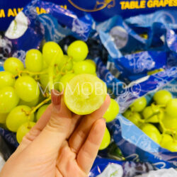 Australian Divinity Autumn Crisp Green Seedless Grapes cross section
