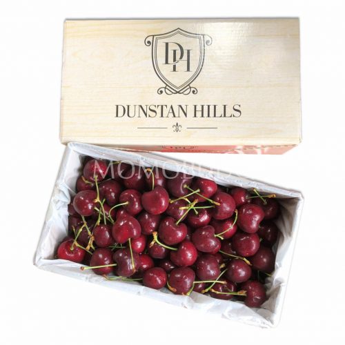 Dunstan Hills Lapin Red Cherry Gift Box 32mm