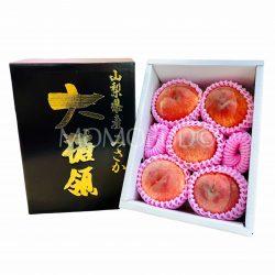 Japanese Misaka No Momo (Daitouryou Grade, 1.4kg)