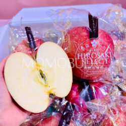 Premium Japanese Yume Hikaru Hirosaki Fuji Apple (High Sweetness) cross section 1