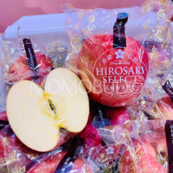 Premium Japanese Yume Hikaru Hirosaki Fuji Apple (High Sweetness) cross section