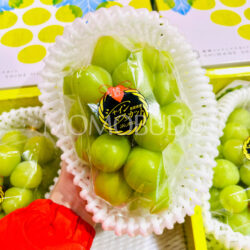 Japanese Shimane Shine Muscat Grapes Japanese Shimane Shine Muscat Grapes