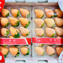 Japanese Nara Awayuki Strawberry 250gx2 (Red White Box) 1