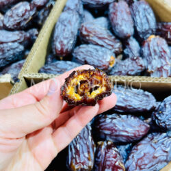 MedjoolPlus Medjool Dates (Super Jumbo) cross section