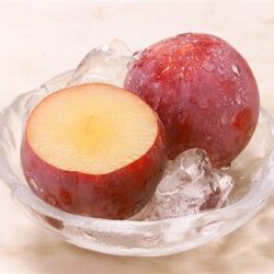 Japanese Fukuoka Yame Kiyou Plum cross section
