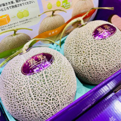 Japanese Premium Sakaguchi Furano Yamabe Houou Red Muskmelons Japanese Premium Sakaguchi Furano Yamabe Houou Red Muskmelons