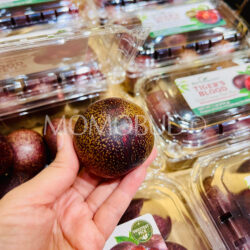 USA Kingsburg Tiger’s Blood Plum USA Kingsburg Tiger’s Blood Plum